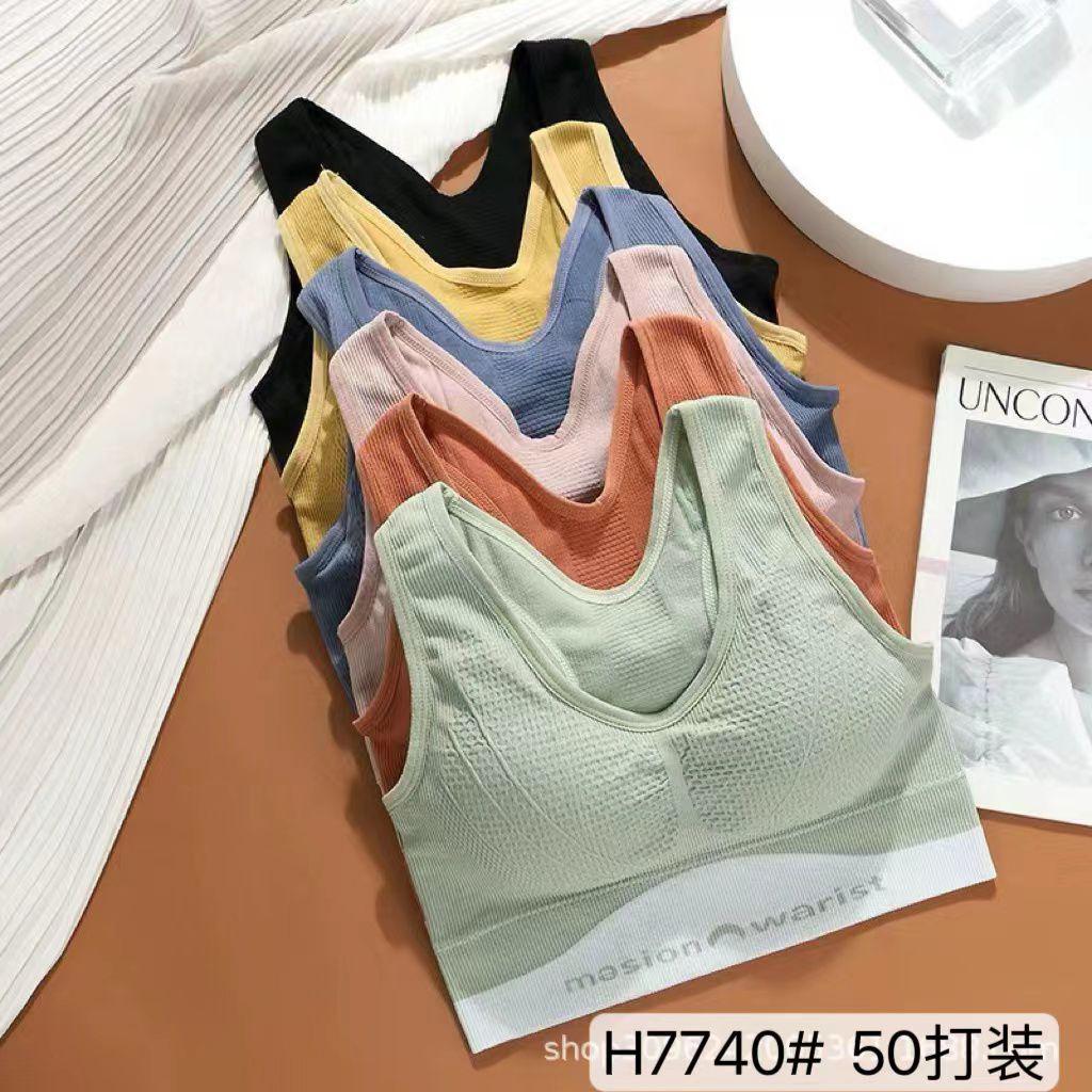 Sports bra assorted.