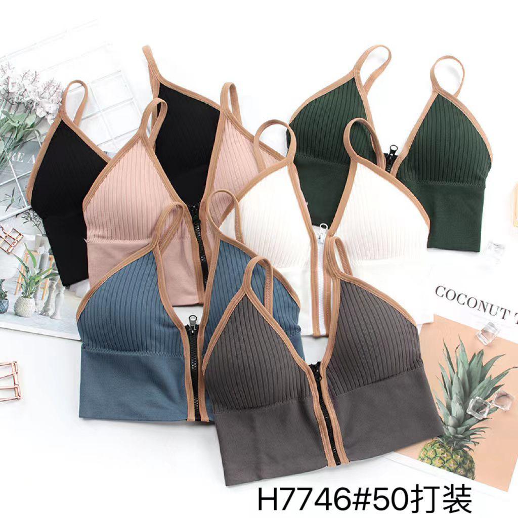 Sports bra assorted.
