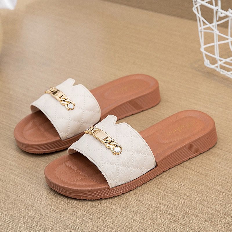 Women thick sole outdoor flip-flops.(White)