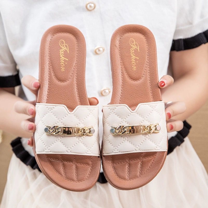 Women thick sole outdoor flip-flops.(White)