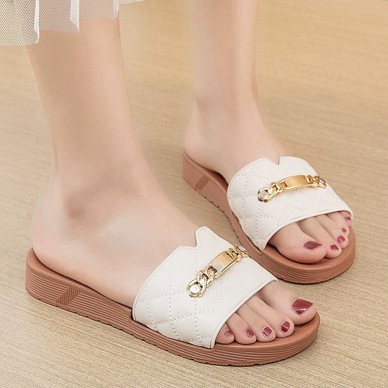 Women thick sole outdoor flip-flops.(White)