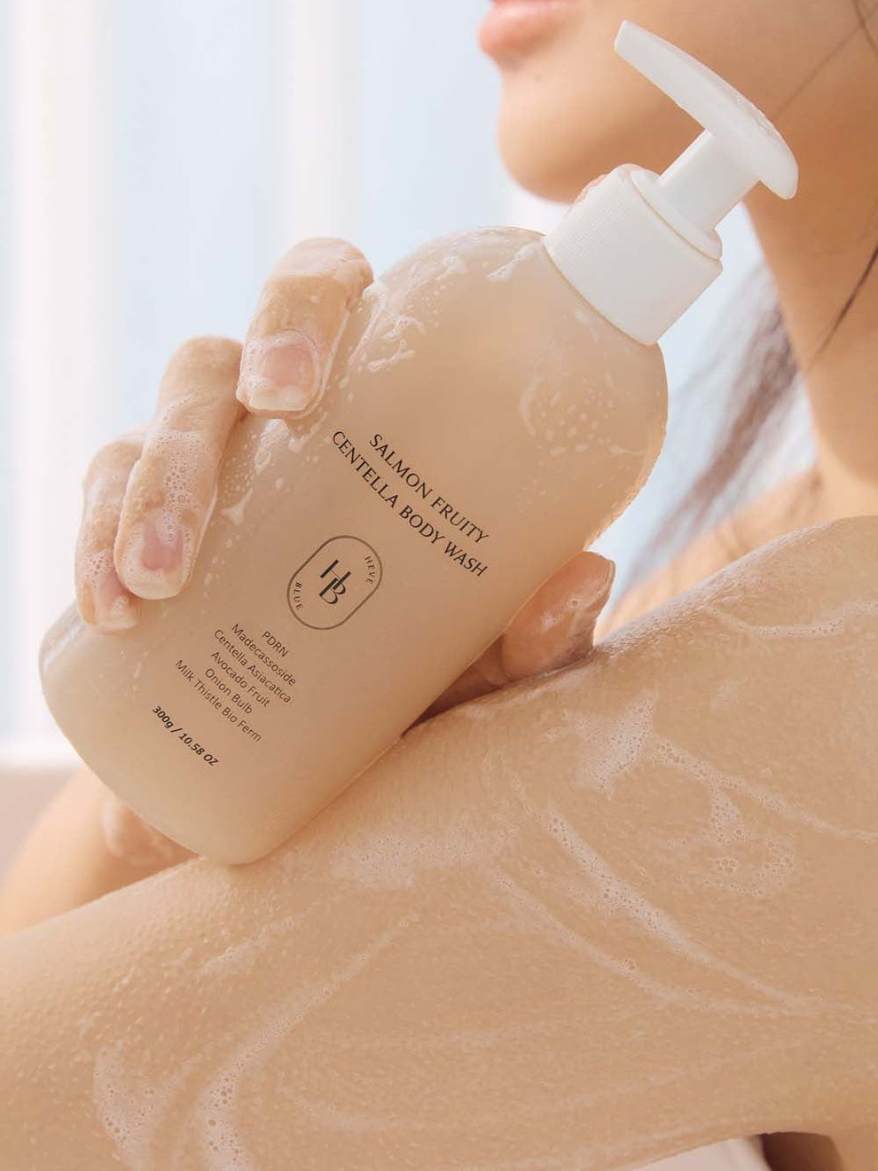 HEVEBLUE - Salmon Fruity Centella Body Wash