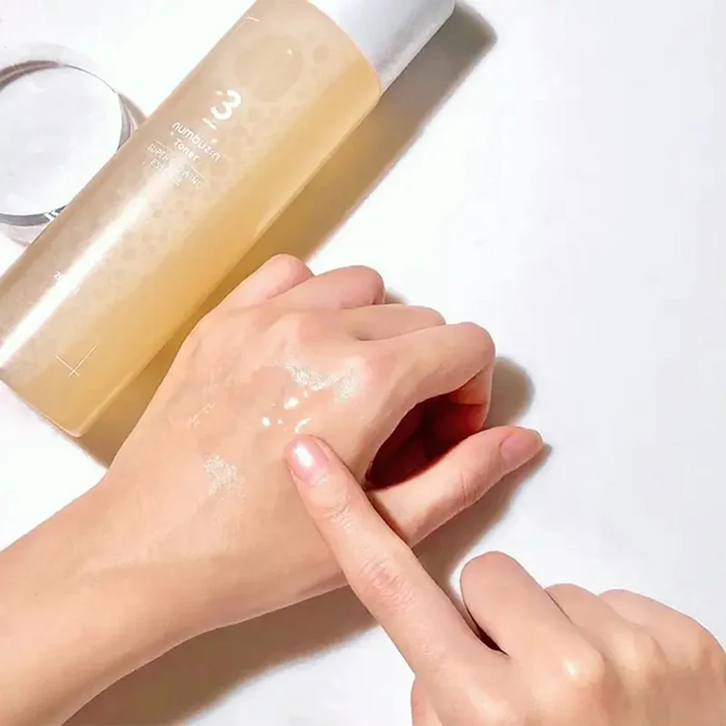 Numbuz:n No.3 Super Glowing Essence Toner - 200ml