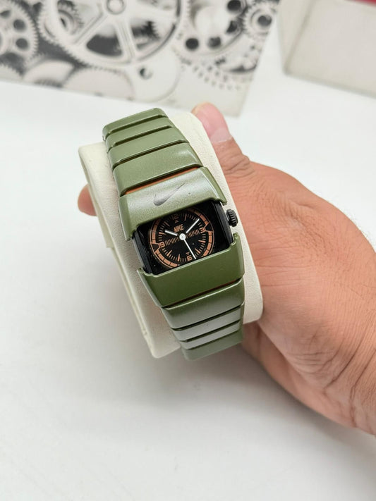 Men’s Square Dial Sport Wrist Watch – Model 23250